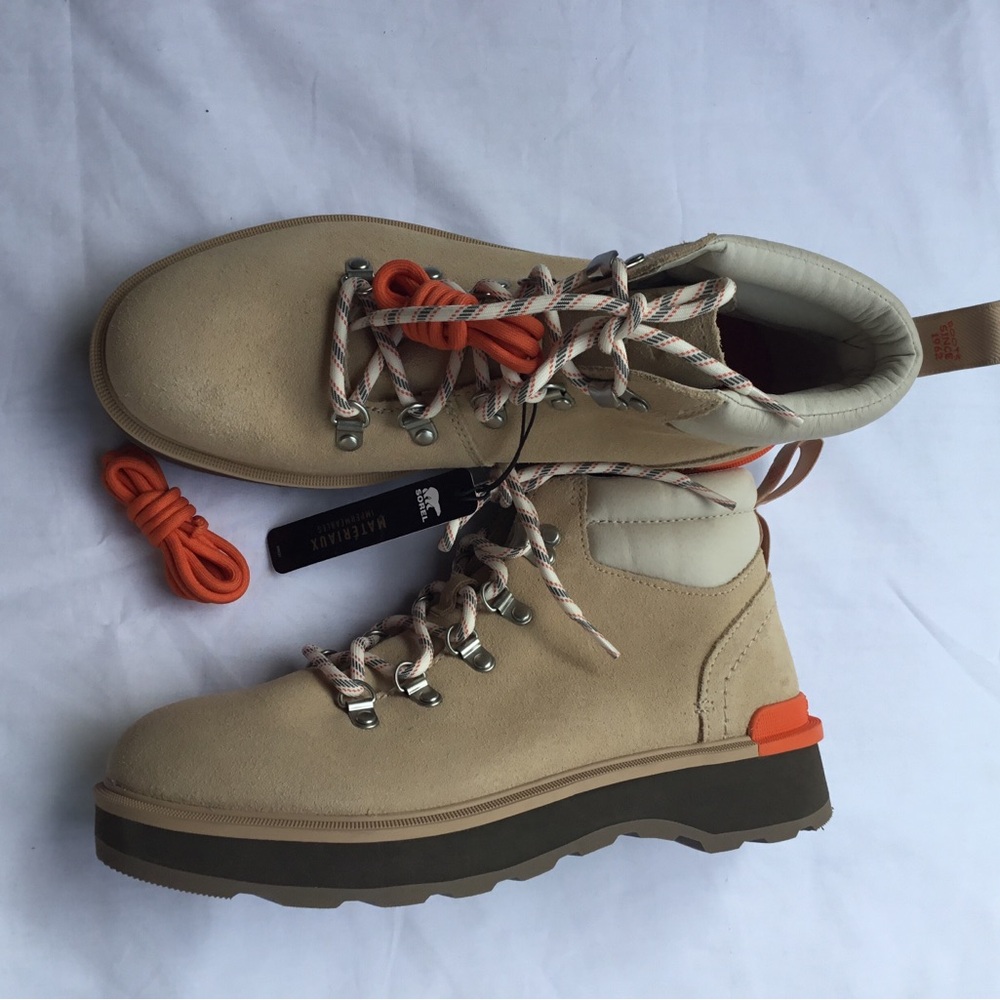 Sorel Women's Boots in Tan and Orange - Picture 5 of 14